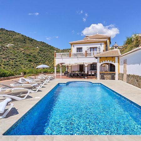 Villa Javier En Sayalonga Exteriör bild
