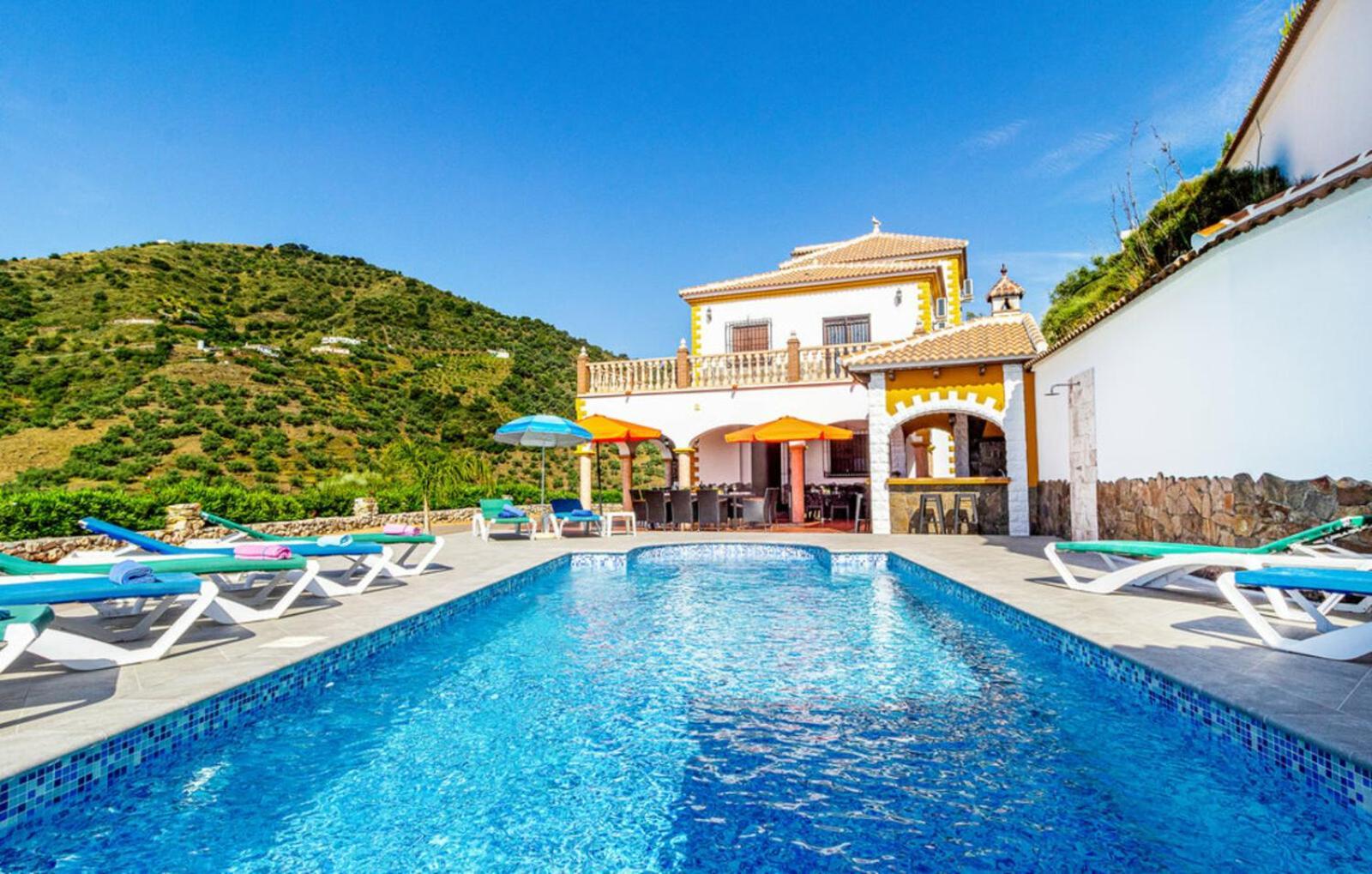 Villa Javier En Sayalonga Exteriör bild